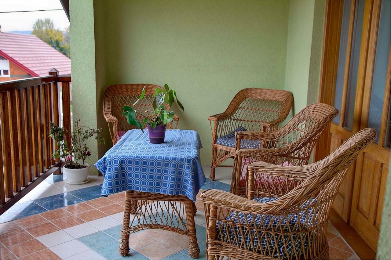 Apartman Maryla Ratkovica Kültér fotó